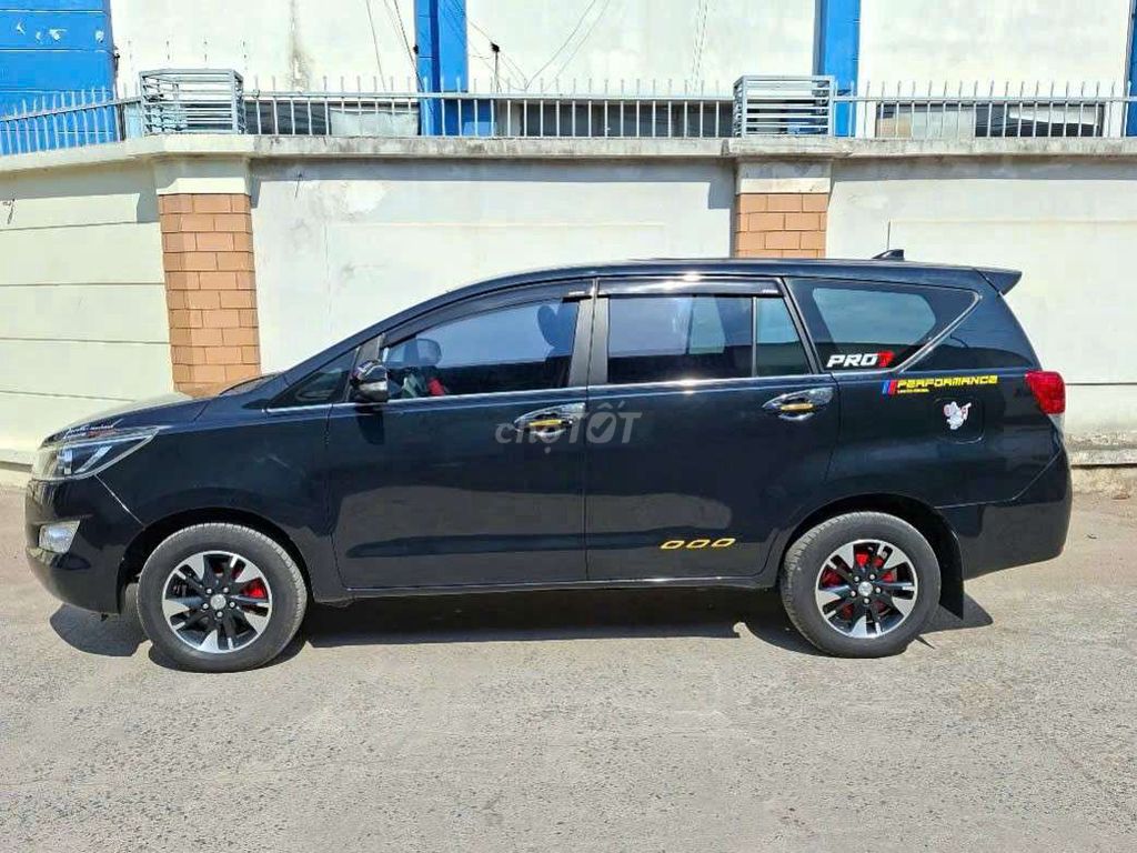 Toyota 2017 - ảnh 1