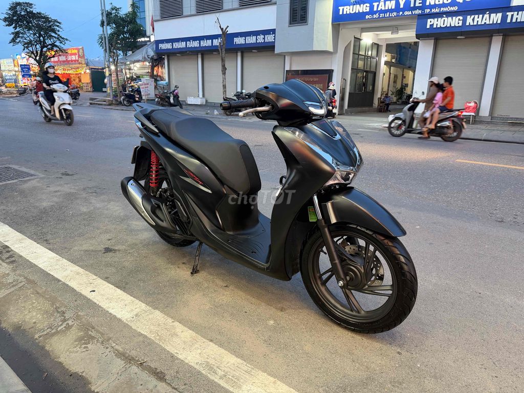 Honda SH 2025 - ảnh 1