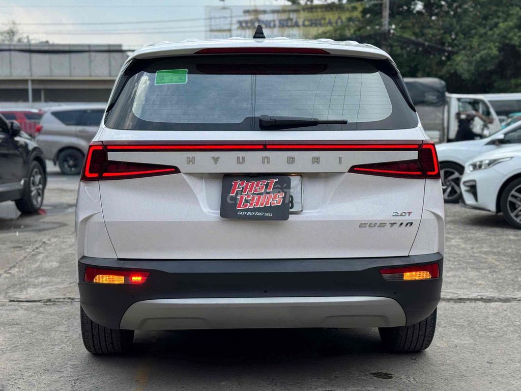 Hyundai Custin 2024 - ảnh 3