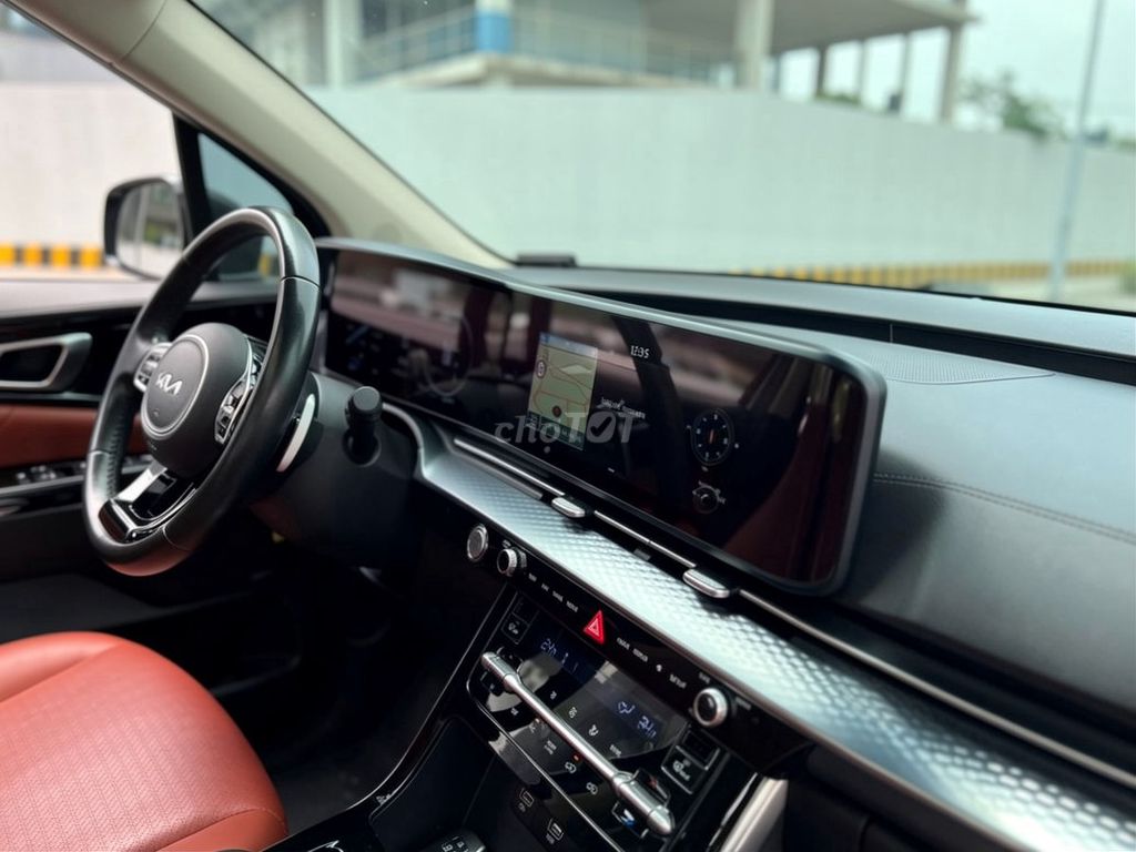 Kia Carnival Signature 2.2D 2022 - ảnh 4