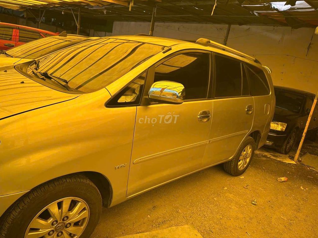 Toyota Innova 2008 - ảnh 2