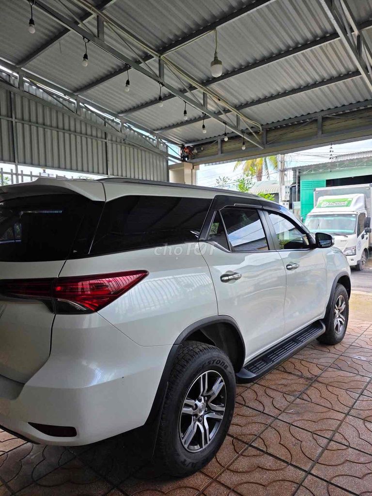 Toyota Fortuner 2017 - ảnh 2