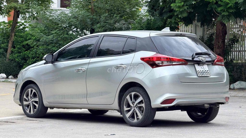 Toyota Yaris - ảnh 4