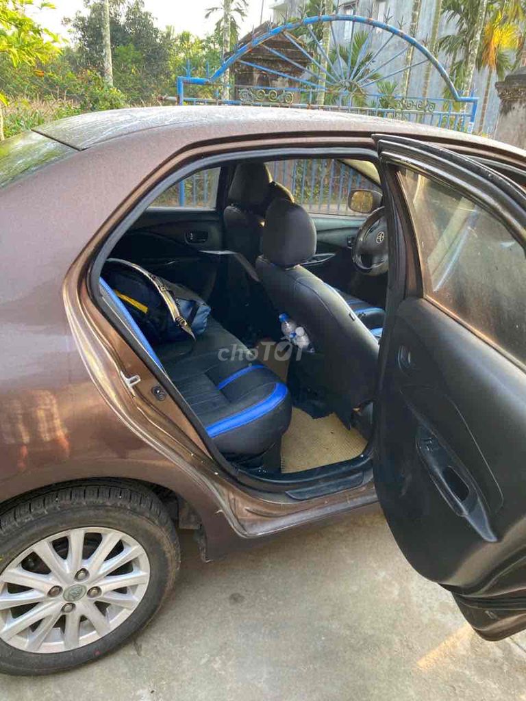 Toyota Vios - ảnh 3