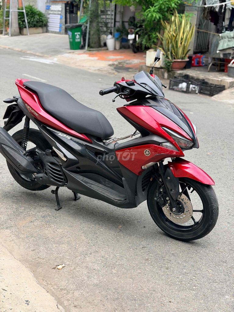 Yamaha NVX 2017 - ảnh 2