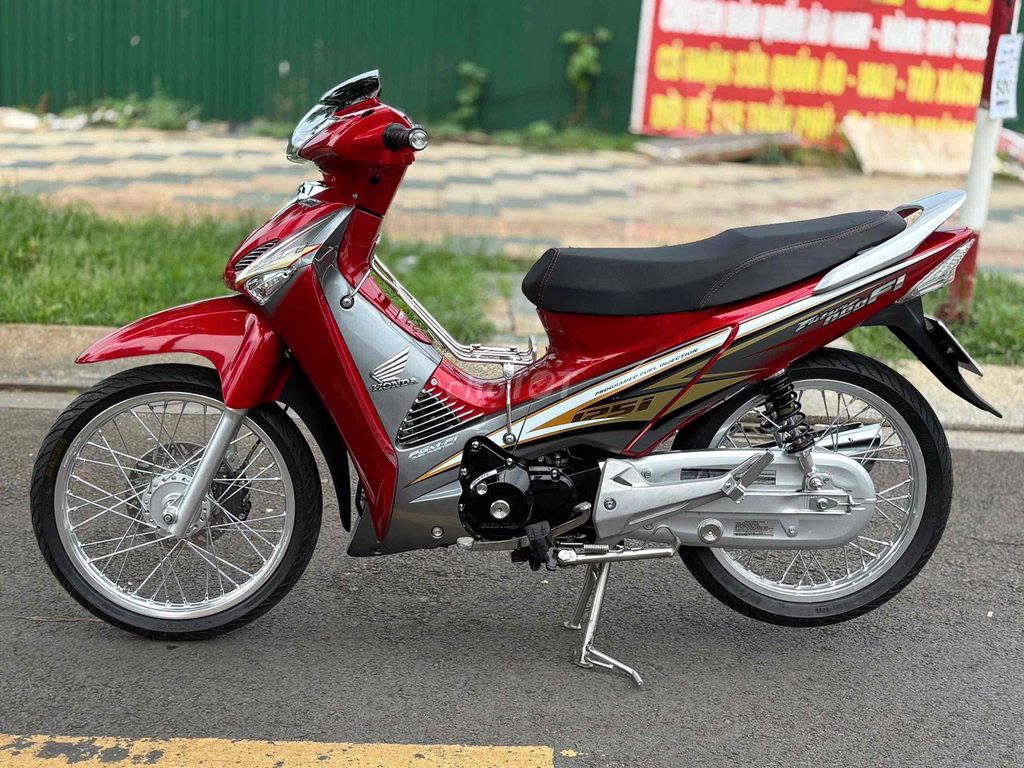 Honda Future 2010 - ảnh 3