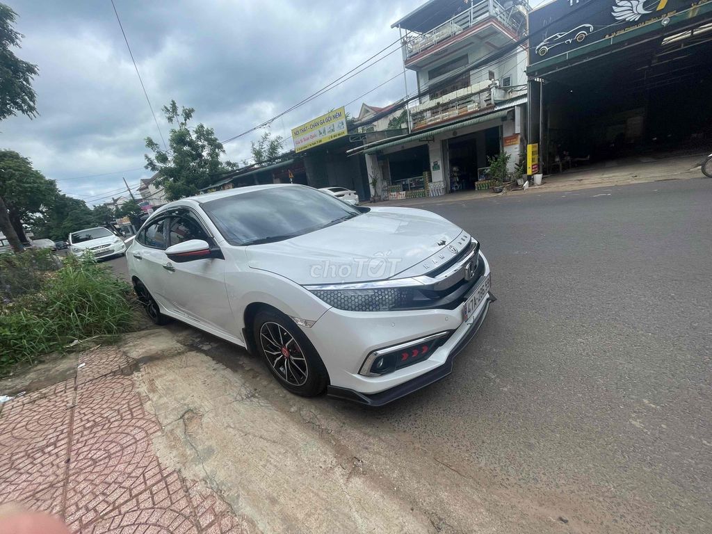 Honda Civic - ảnh 3