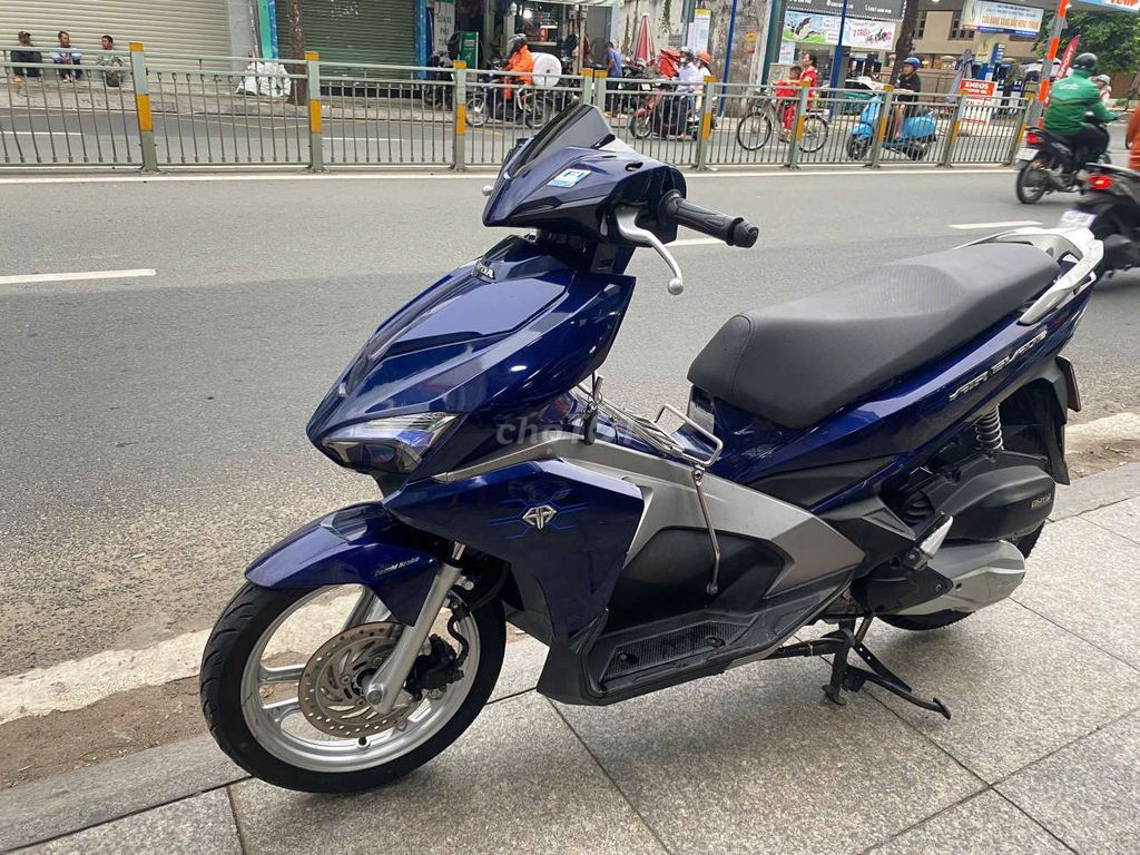 Honda Air Blade 2017 - ảnh 2