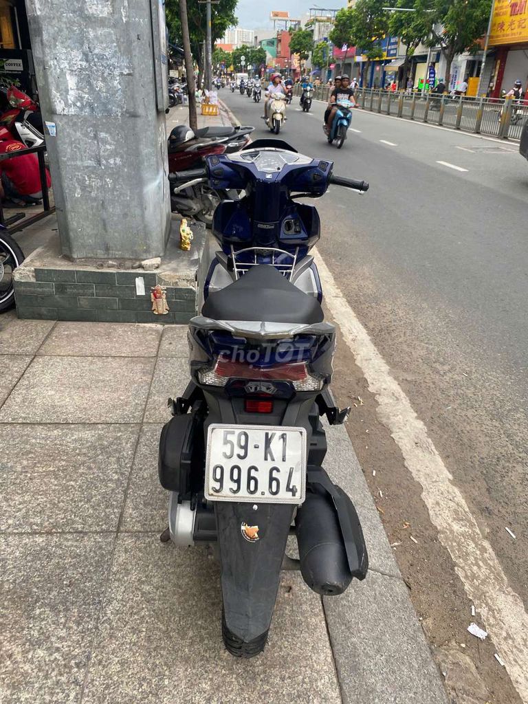 Honda Air Blade 2017 - ảnh 4