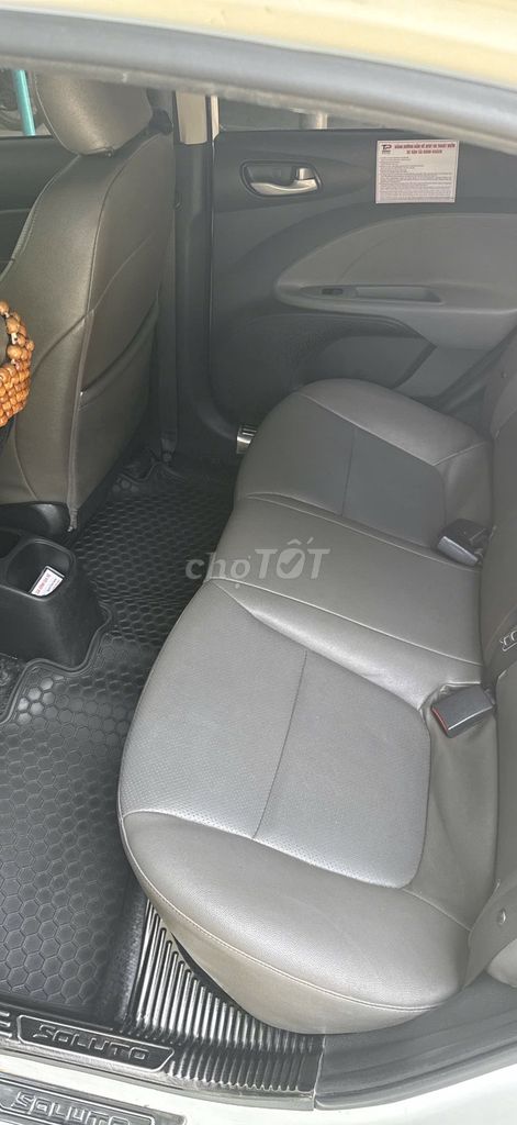 Kia Soluto - ảnh 1