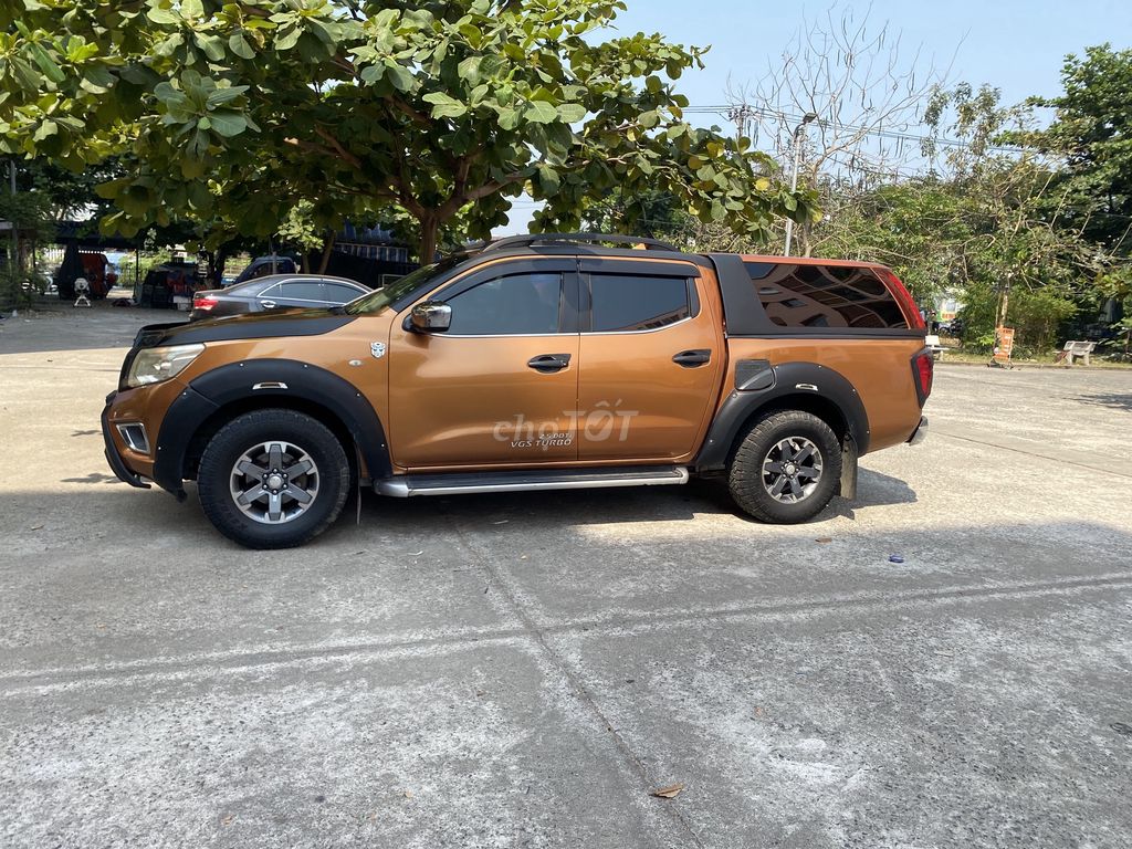 Nissan Navara - ảnh 5