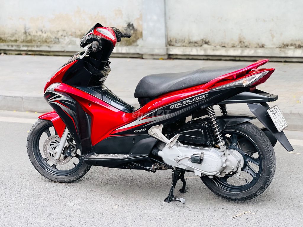 Honda Air Blade 2015 - ảnh 4