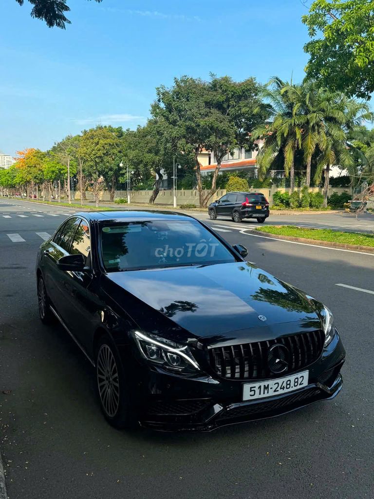 Mercedes-Benz 2017 - ảnh 1