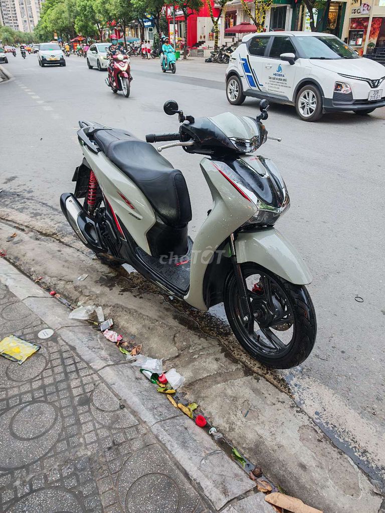 Honda SH 2024 - ảnh 1