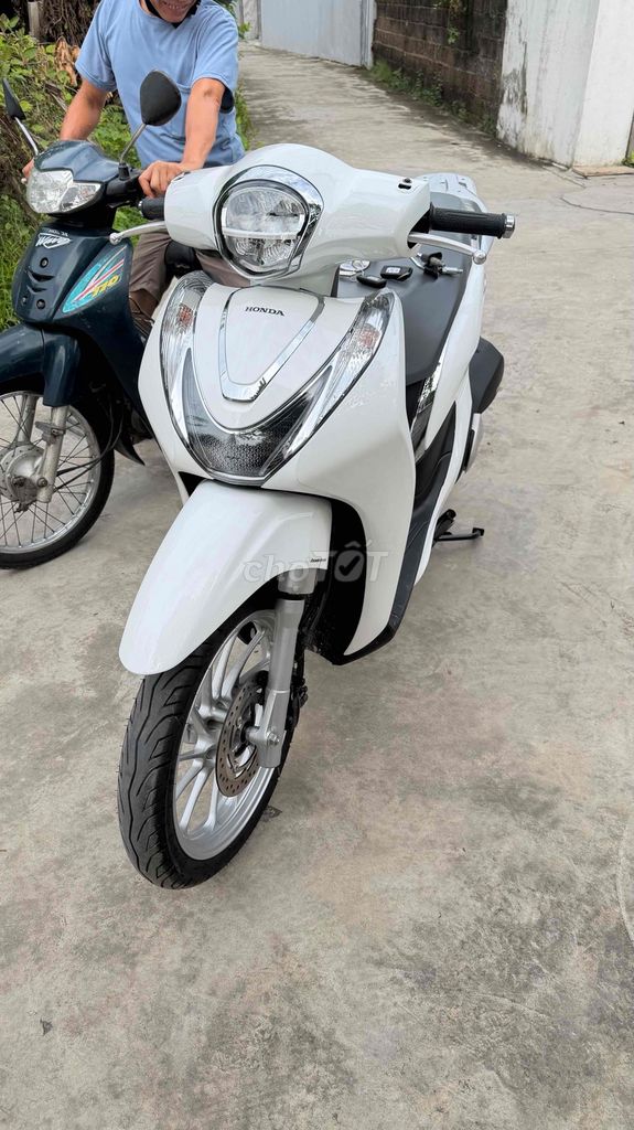 Honda SH Mode 2026 - ảnh 1
