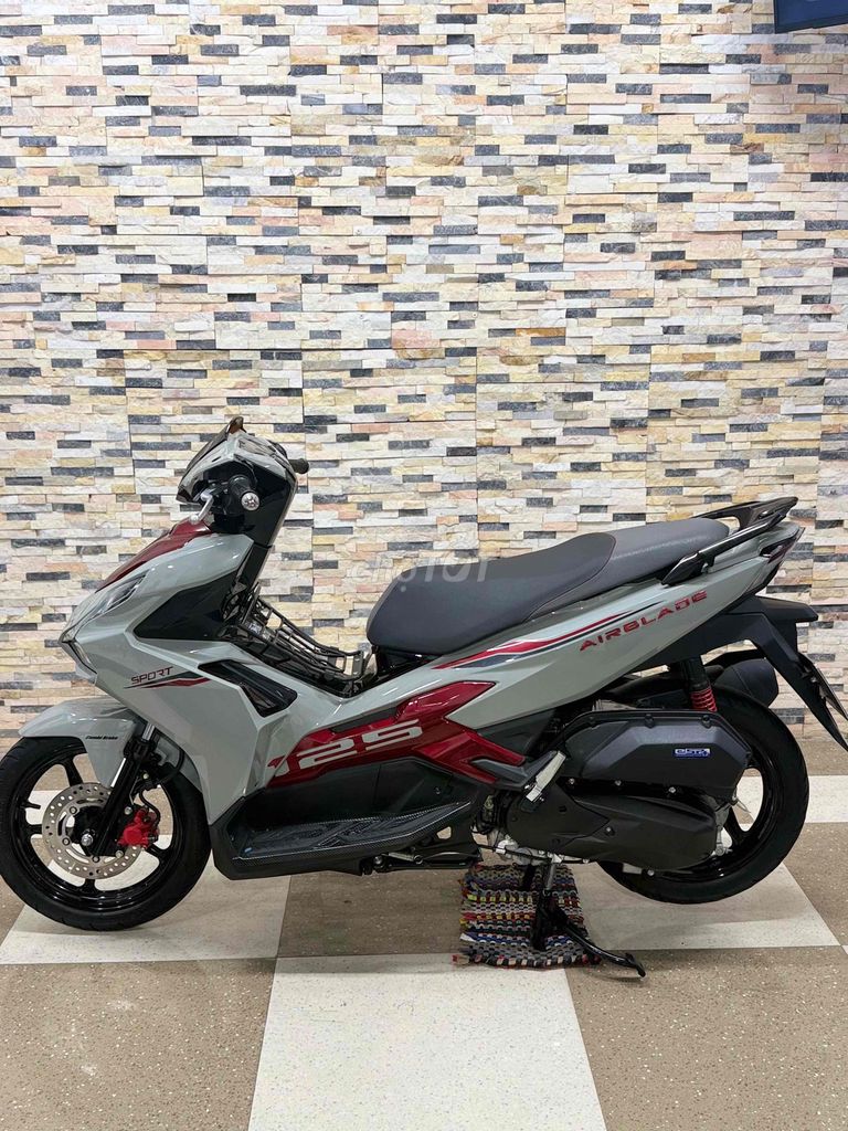 Honda Air Blade 2025 - ảnh 1