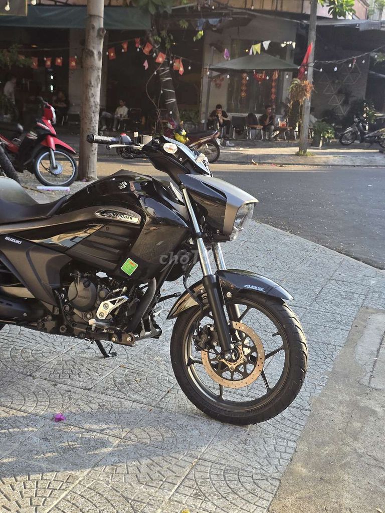 Suzuki Intruder 2023 - ảnh 5