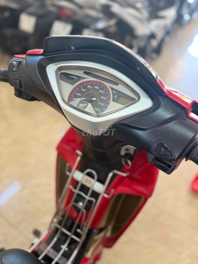 Honda Future 2011 - ảnh 5