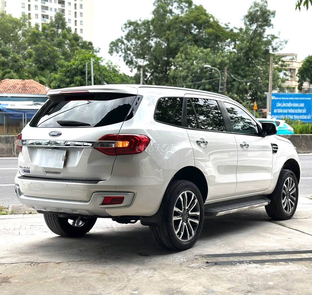 Ford Everest 2022 - ảnh 5