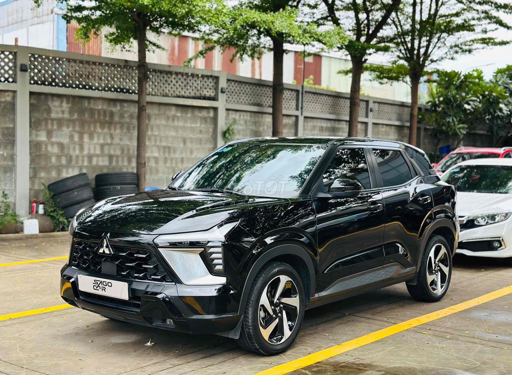 Mitsubishi 2024 - ảnh 1