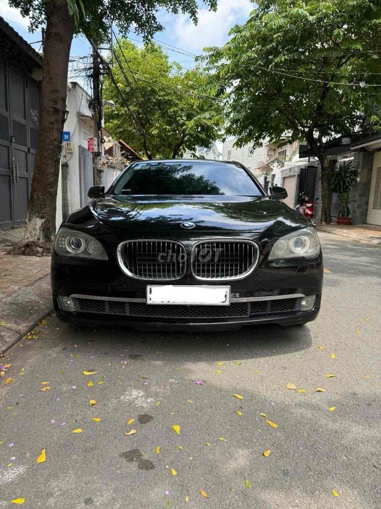 BMW 2011 - ảnh 1