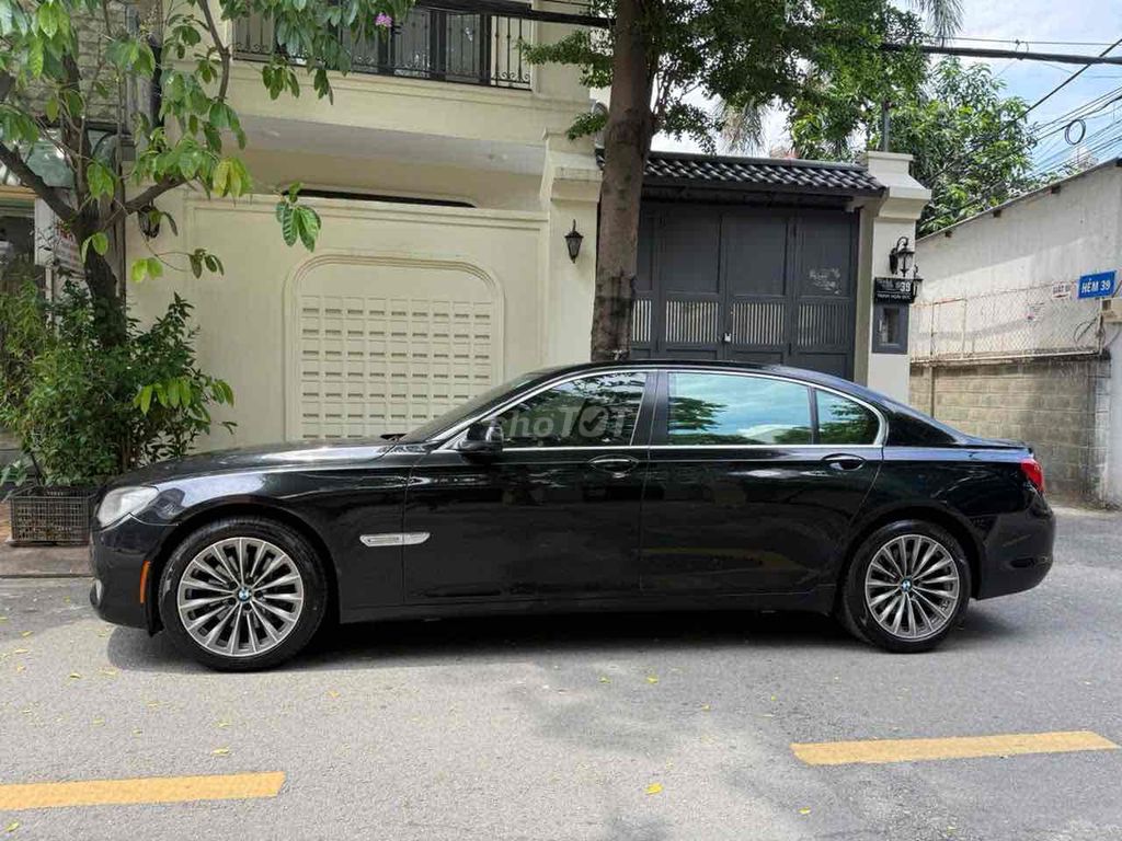 BMW 2011 - ảnh 3