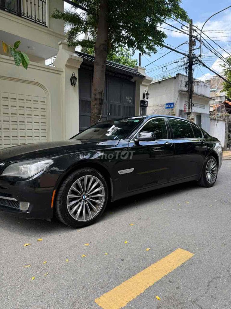 BMW 2011 - ảnh 4