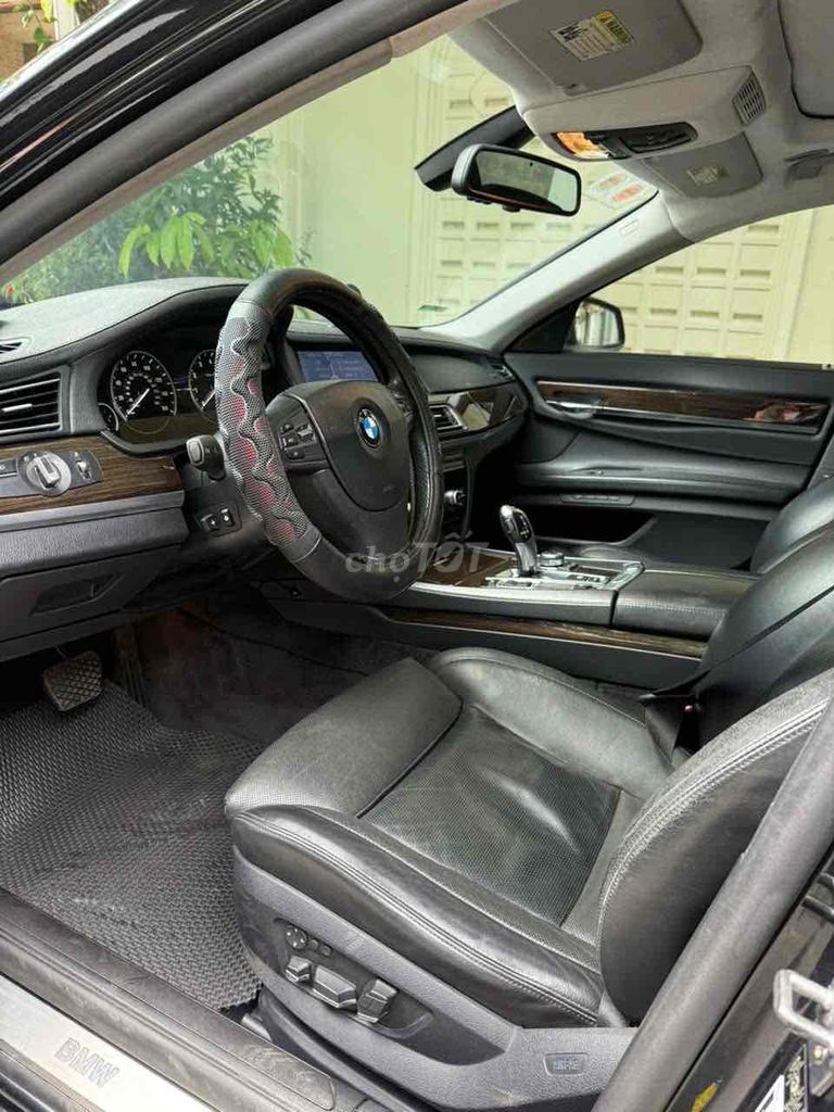 BMW 2011 - ảnh 5