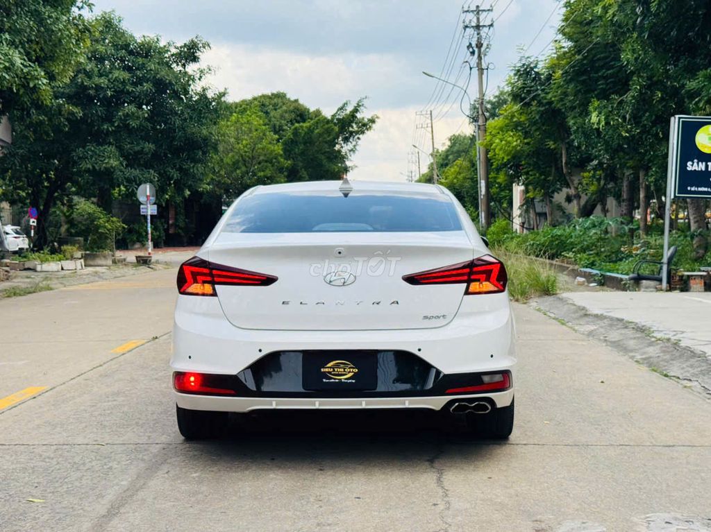 Hyundai Elantra 2021 - ảnh 5