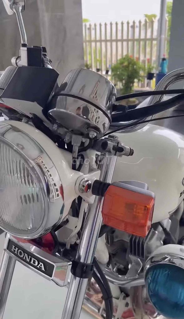 Honda CB 2004 - ảnh 4