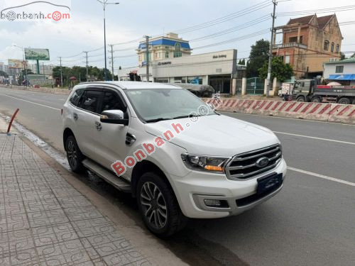 Ford Everest Titanium 2.0L 4x2 AT 2019 - ảnh 2