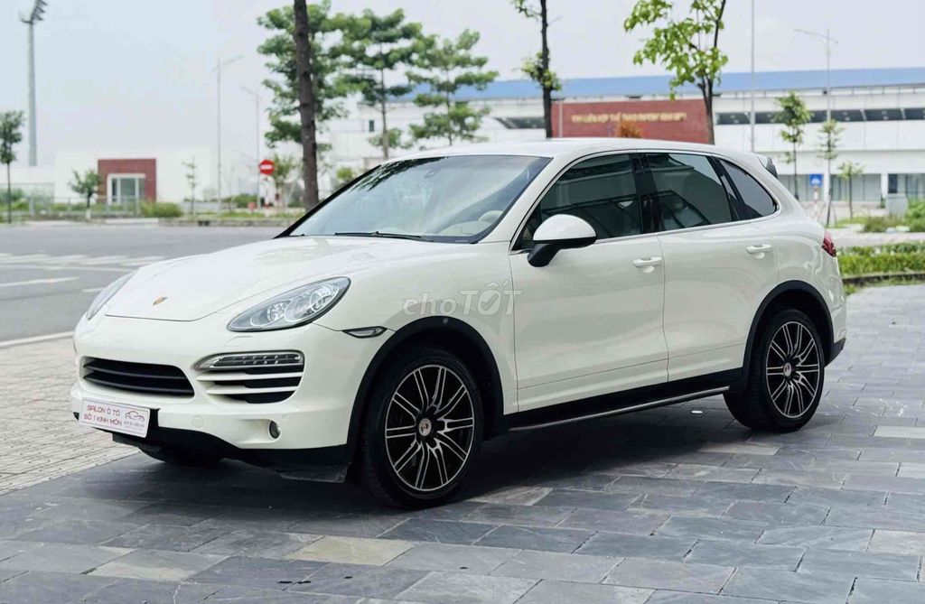 Porsche Cayenne 2011 - ảnh 2