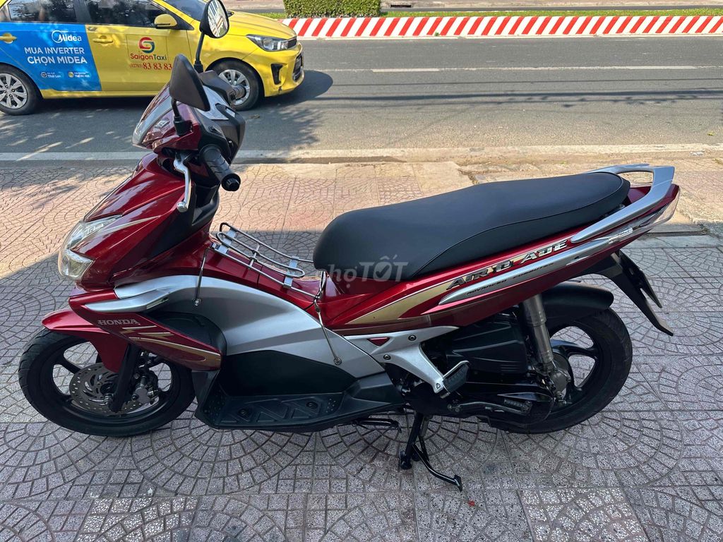 Honda Air Blade 2010 - ảnh 4