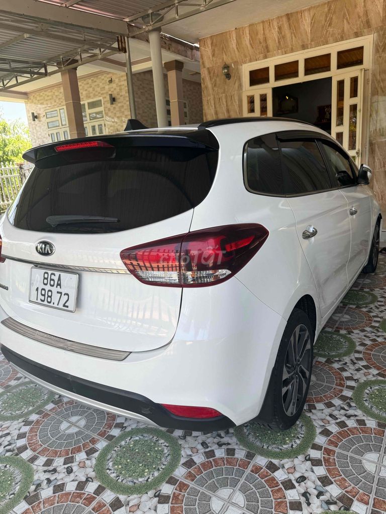 Kia Rondo 2018 - ảnh 3