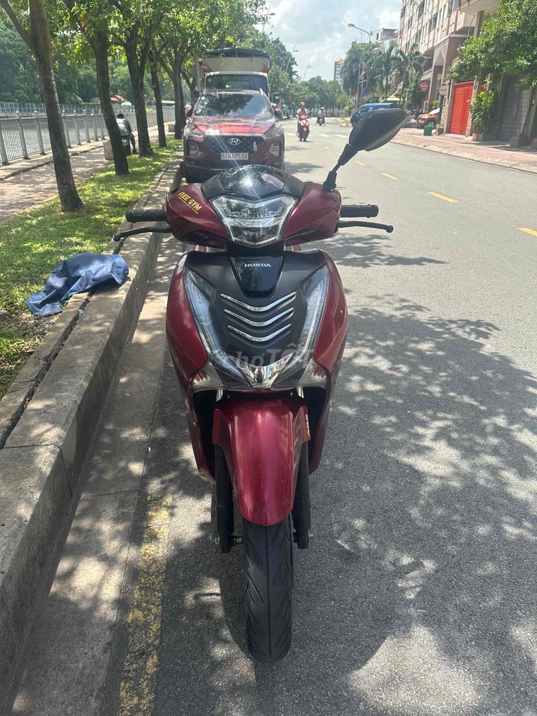 Honda SH 2019 - ảnh 1