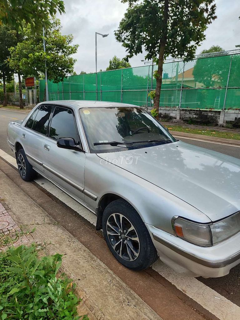 Toyota Cressida 1996 - ảnh 2