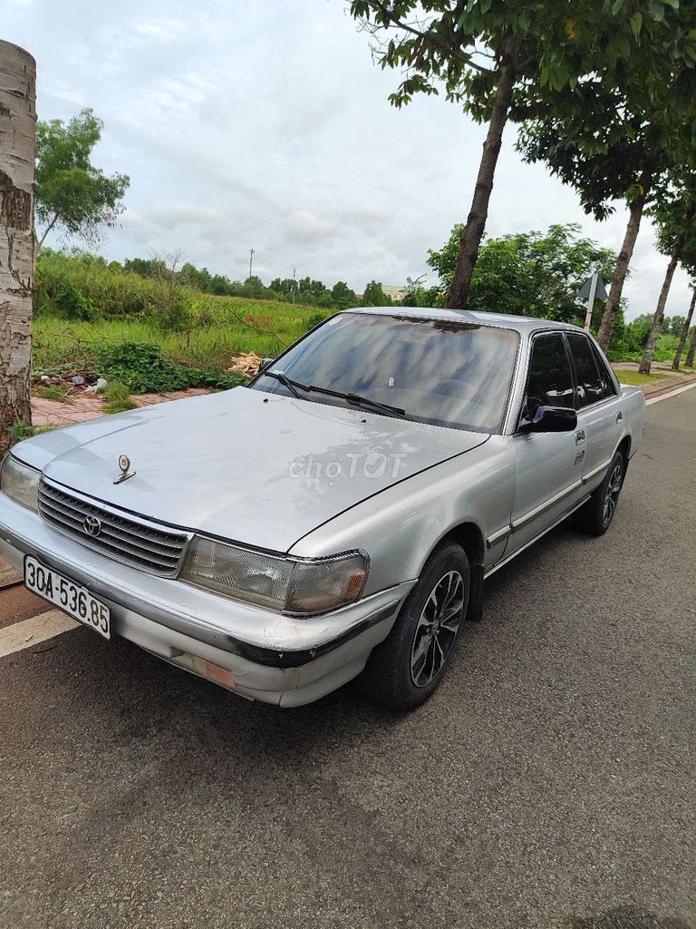 Toyota Cressida 1996 - ảnh 3