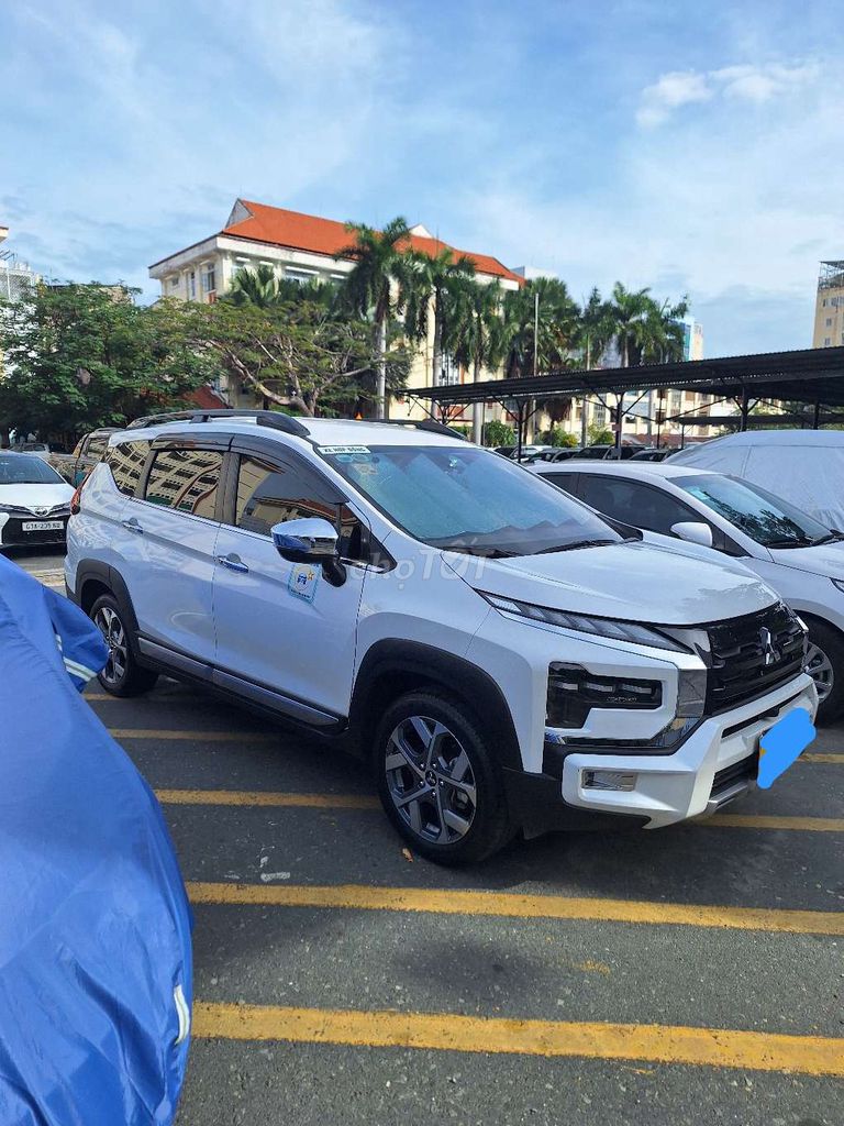 Mitsubishi Xpander Cross 2023 - ảnh 4