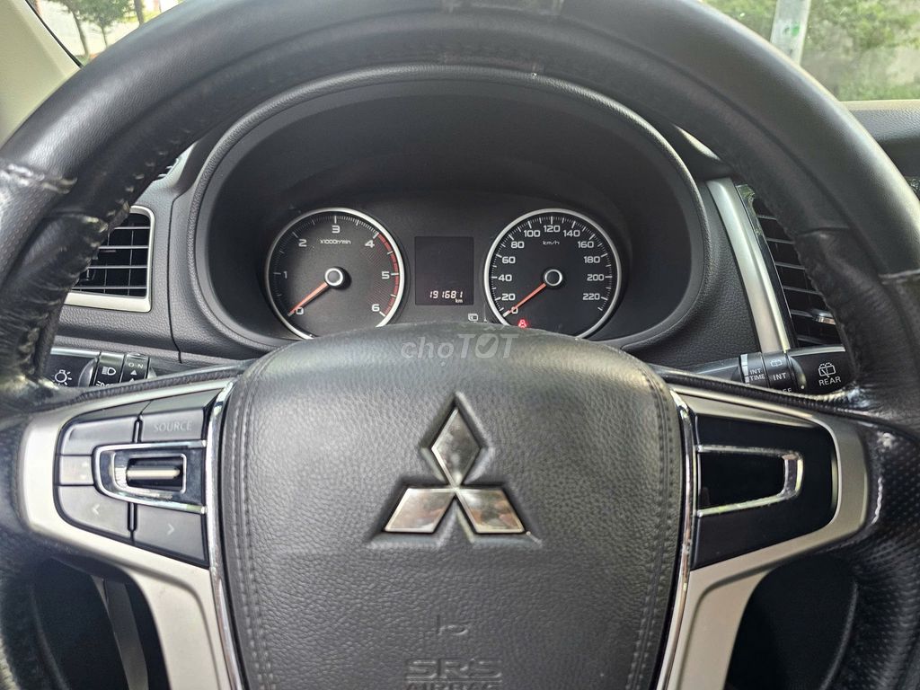 Mitsubishi Pajero Sport 2019 - ảnh 5