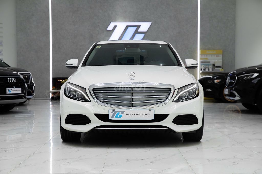 Mercedes-Benz 2017 - ảnh 1