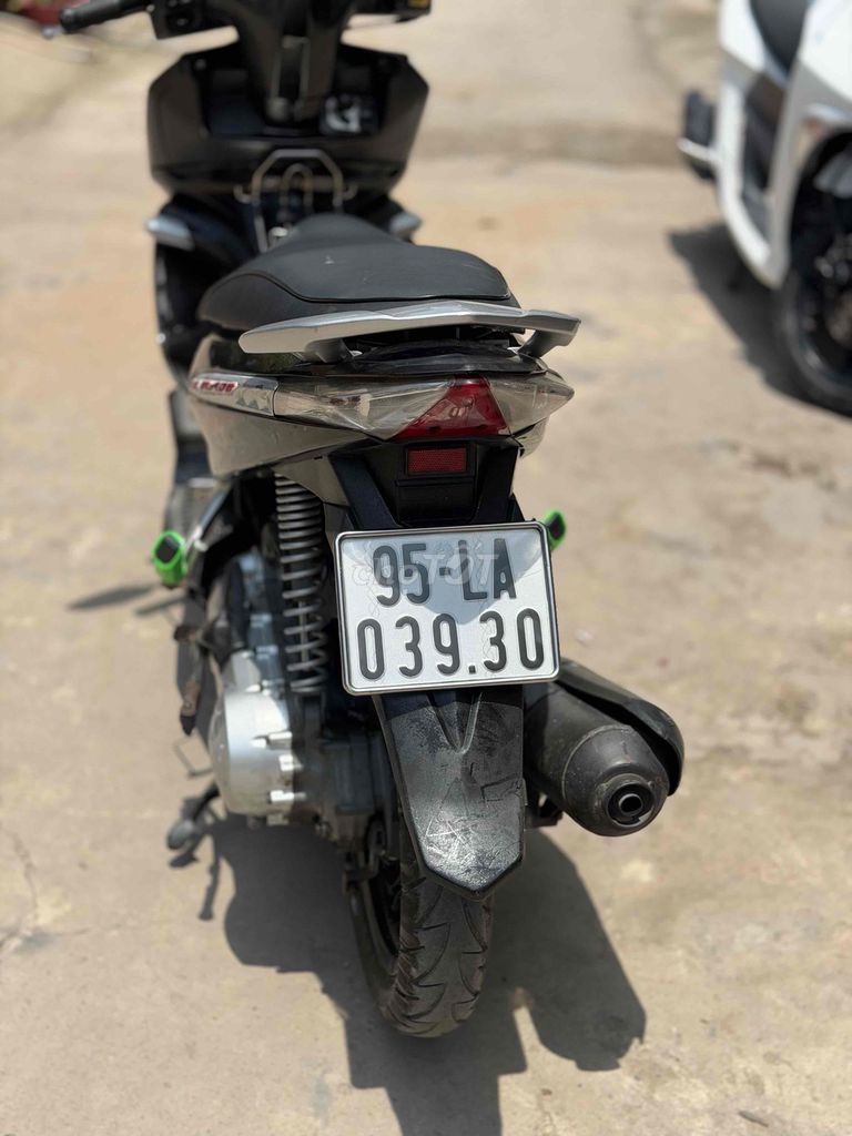 Honda Air Blade 2009 - ảnh 2