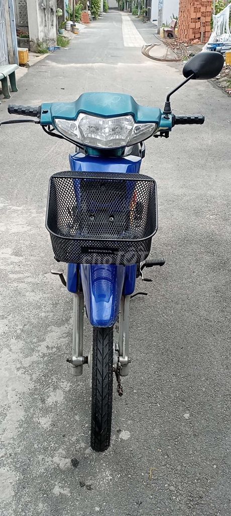Xe m 2001 - ảnh 1
