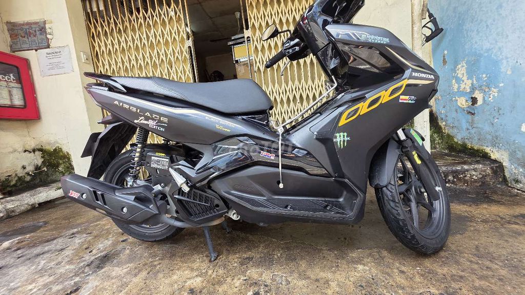 Honda Air Blade 2022 - ảnh 2