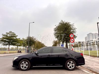 Toyota Camry 2.0E 2013 - ảnh 2