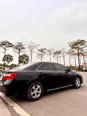 Toyota Camry 2.0E 2013 - ảnh 3