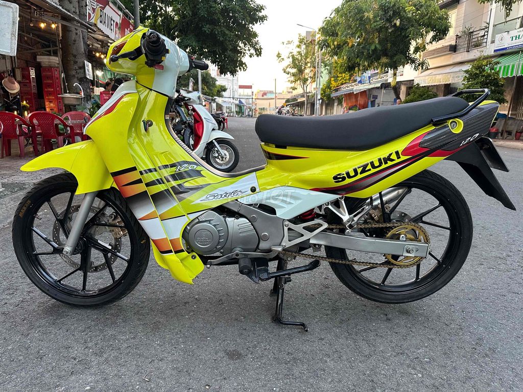 Suzuki Satria 2000 - ảnh 1