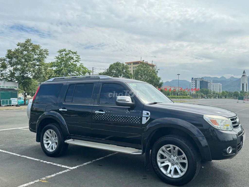 Ford Everest 2015 - ảnh 2
