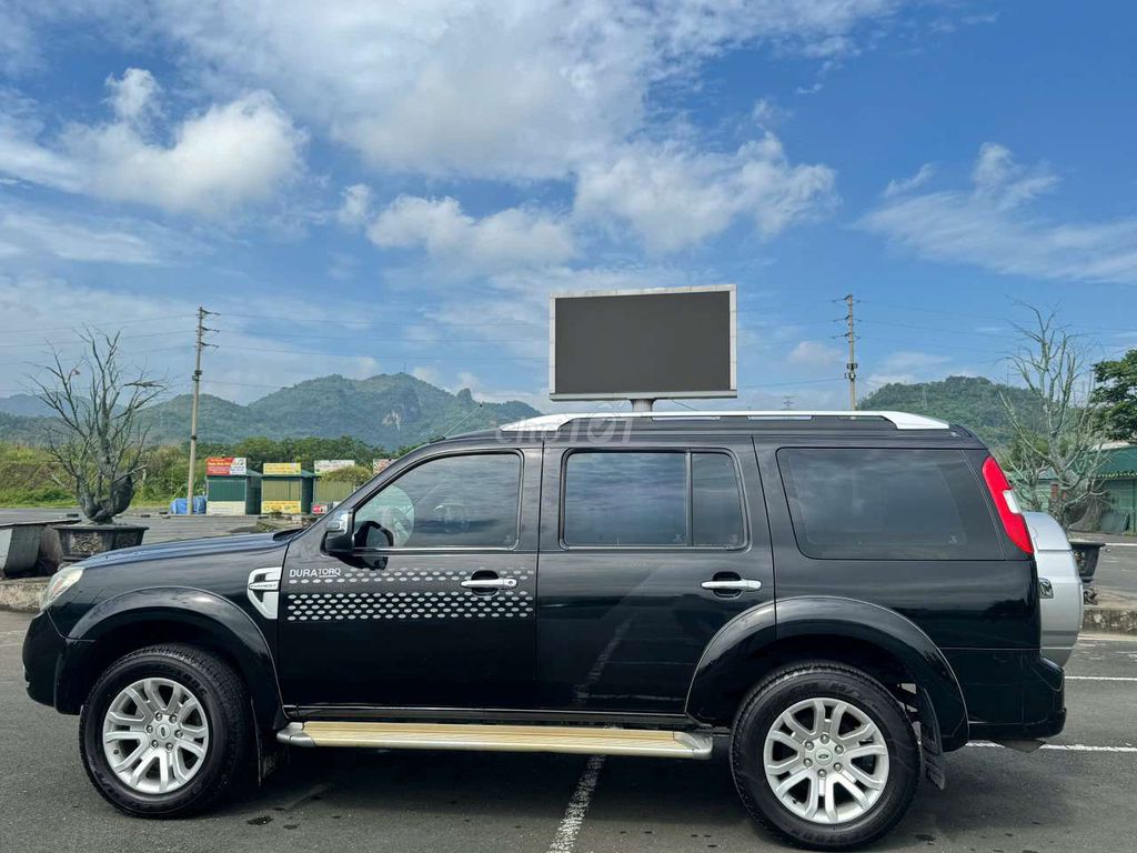 Ford Everest 2015 - ảnh 3