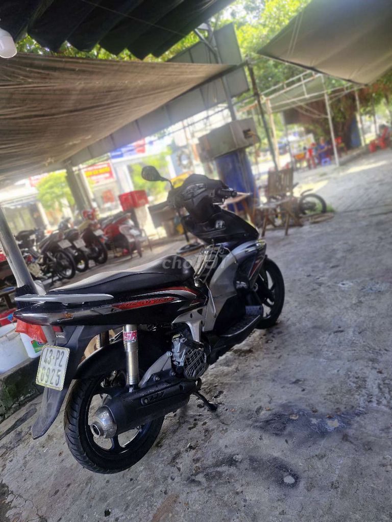 Honda Air Blade 2010 - ảnh 4