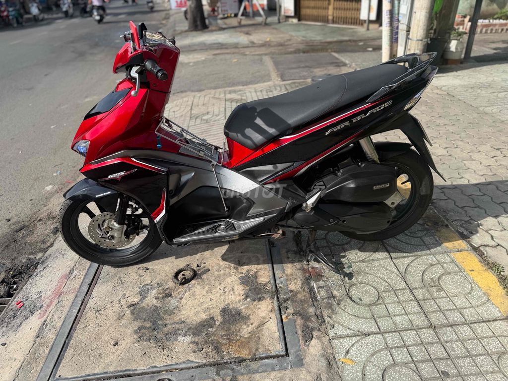 Honda Air Blade 2016 - ảnh 2